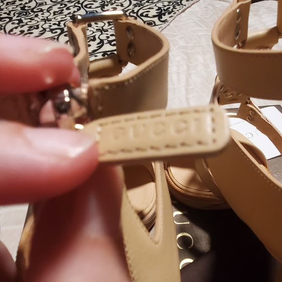 GUCCI Leather Sandals with Silver Hardware - Picture 11 of 12